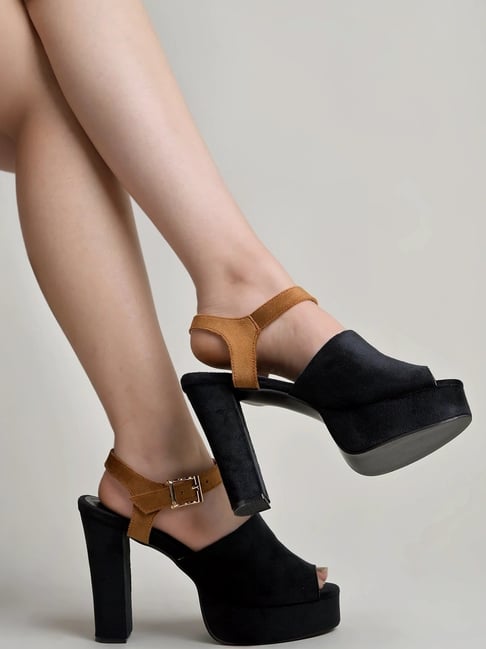 Shoetopia Kids Black & Tan Ankle Strap Sandals