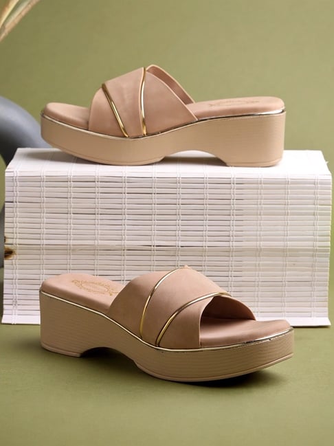 Shoetopia Kids Beige Casual Wedges