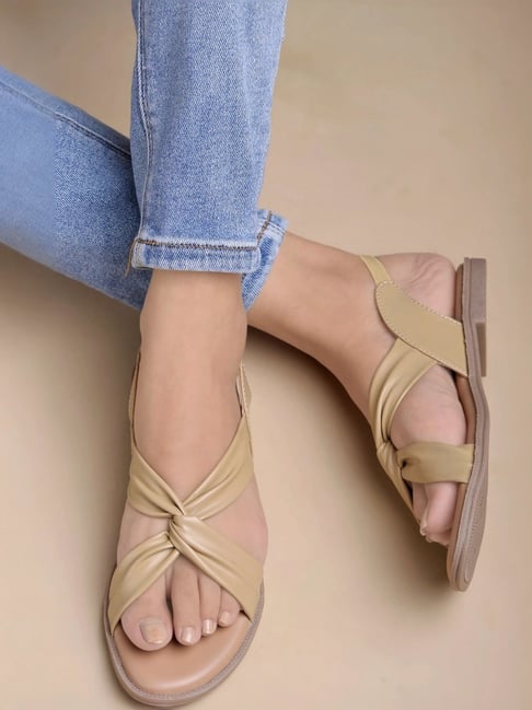 Shoetopia Kids Beige Cross Strap Sandals