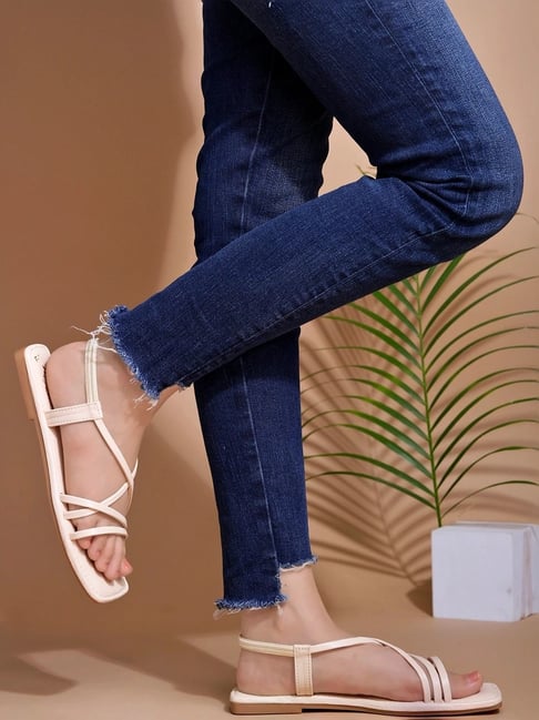 Shoetopia Kids Beige Cross Strap Sandals