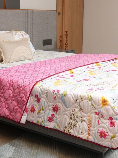 Urban Space France Pink Microfibre 300 GSM Ac Room Single Bed Blanket