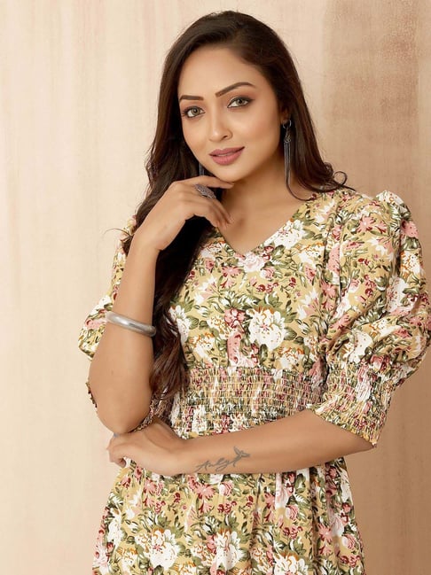 SELVIA Beige & Green Printed Midi Dress