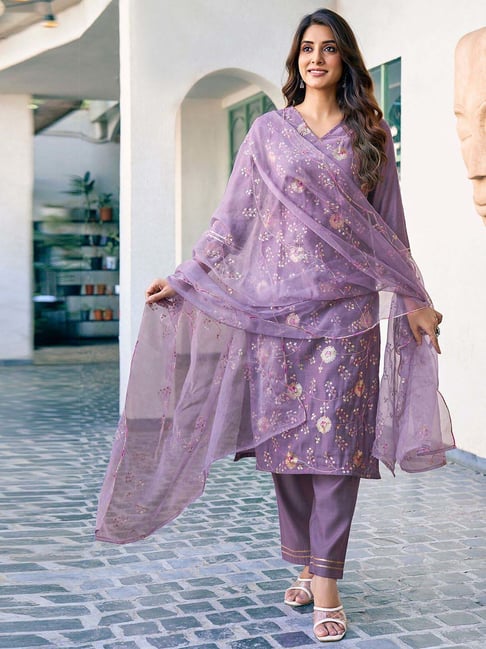 Skylee Purple Embroidered Kurta Pant Set With Dupatta