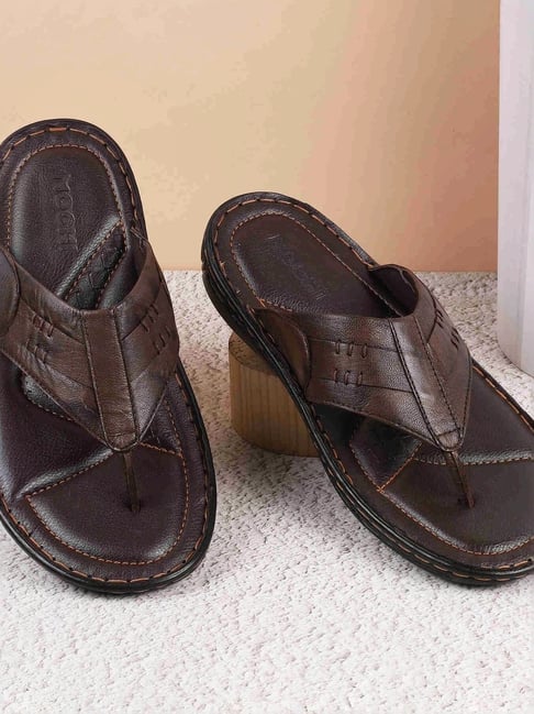 Mochi Men's Brown Thong Sandals