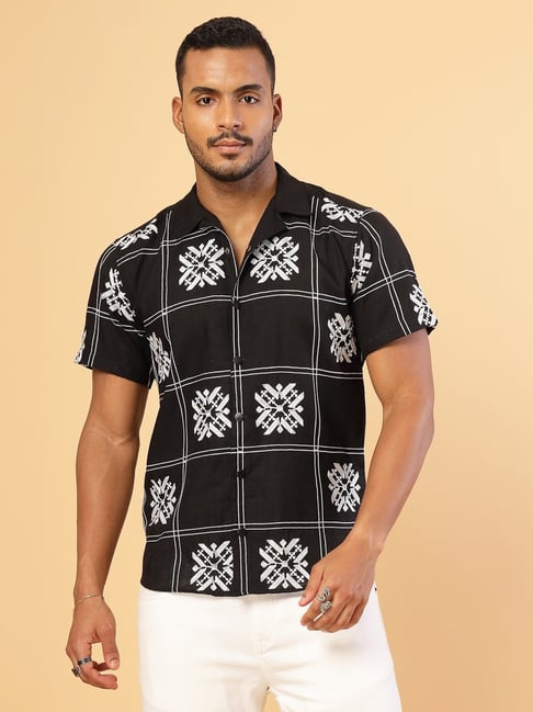 Rigo Black Regular Fit Embroidery Shirt-picture-31