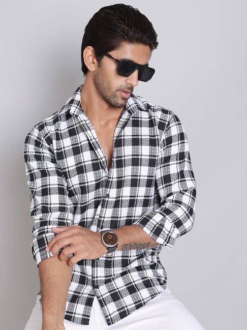 Indian Needle Black Ragular Fit Checked Casual Shirt-picture-25