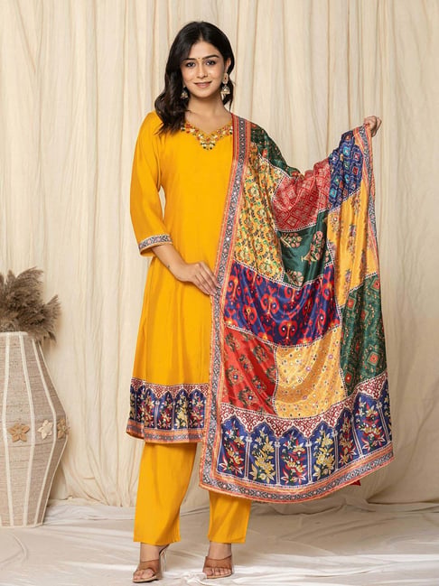 Yufta Mustard Embroidered Kurta Pant Set With Dupatta