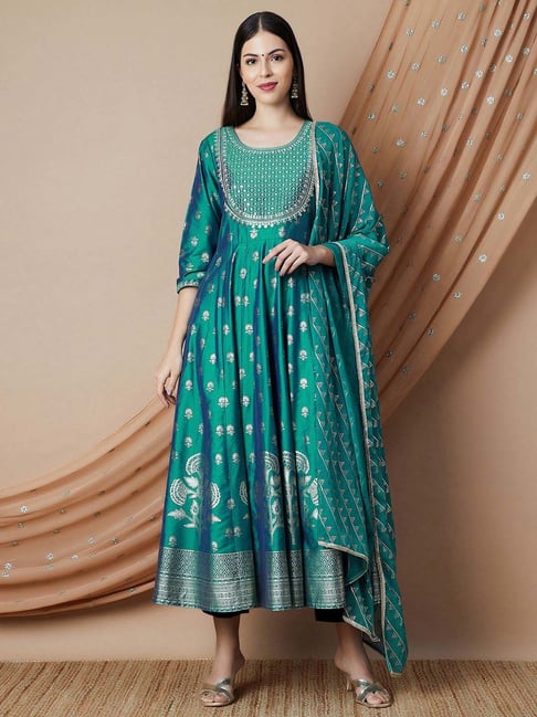 Melange by Lifestyle Green Embroidered Anarkali Kurta With Dupatta-picture-12