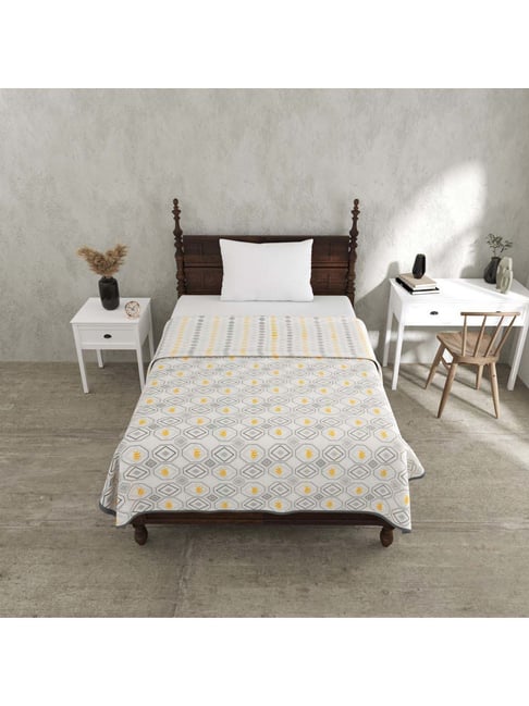 JaipurFabric Mustard & Grey Mulmul Cotton 180 TC Artistic Maze Reversible Single Bed Dohar-image-31