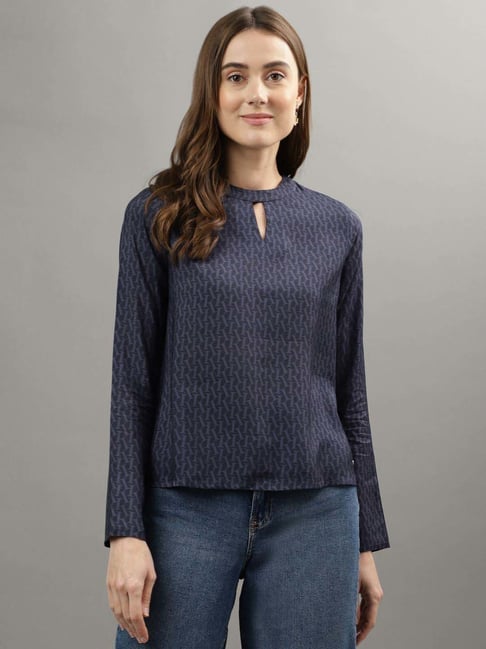 Iconic Navy Printed Top