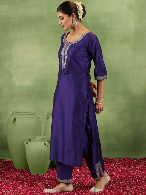 Buy Gerua by Libas Purple Embroidered Kurta Pant Set With Dupatta