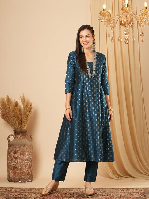 Globus Navy Embroidered Kurta With Pants