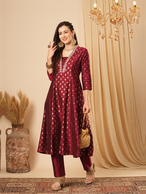 Globus Maroon Embroidered Kurta With Pants
