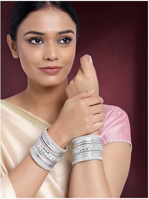 Buy Peora Gold Plated Red Metal Chura Chuda Bangle Set Online At