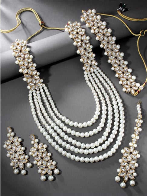 Buy Peora Gold Plated Kundan Necklace Earrings Maang Tikka Set