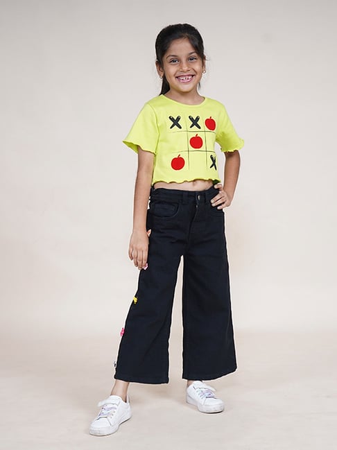 Kiddopanti Girls Green Black Printed Crop Top with Jeans