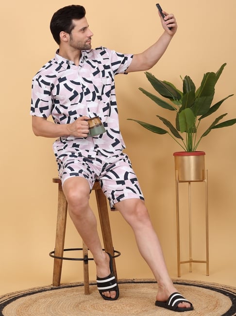 Sweet Dreams Pink and Black Regular Fit Print Shorts Set-picture-16