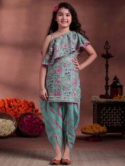 Libas Kids Girls Green Cotton Floral Kurta Sets-picture-19