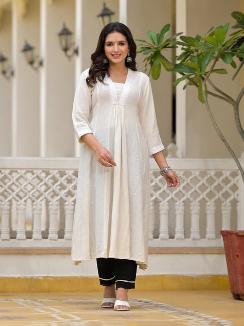 Juniper Off White Embroidered Fit & Flare Kurta-picture-17
