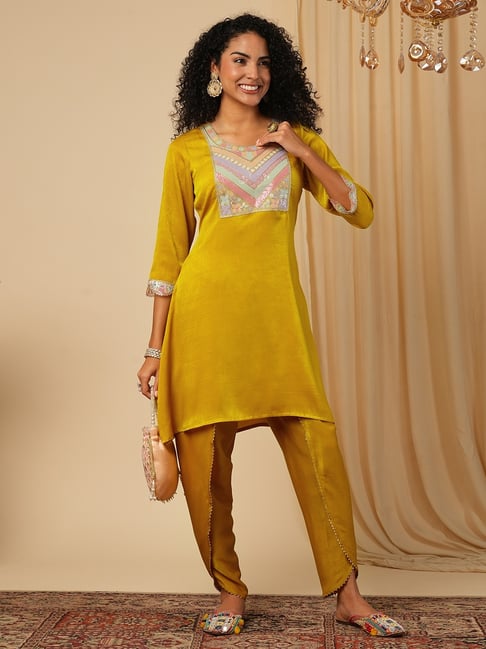 Globus Yellow A-line Fit Embellished Suit Sets