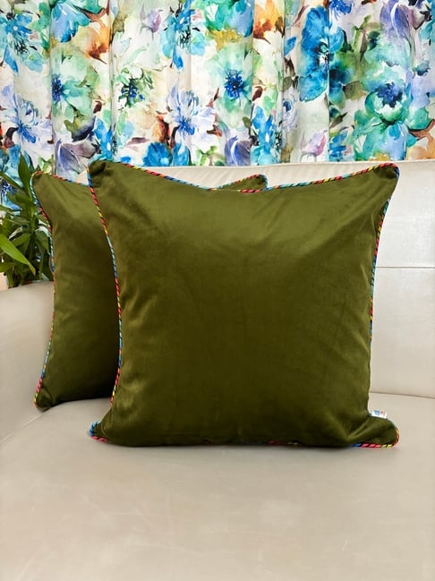TARA Sparkling Homes Velvet Green Velvet Cushion Cover - Set of 2-image-0