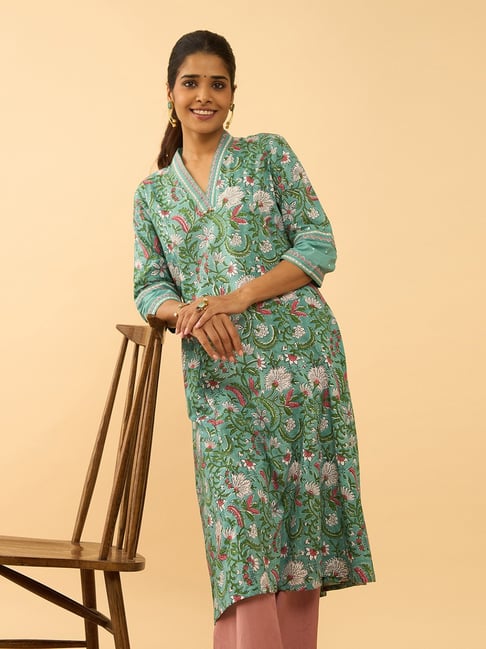 Taneira Light Blue Cotton Regular Fit Floral Kurta-picture-41