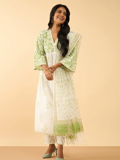 Taneira Off White Cotton Regular Fit Printed Kurta-picture-16