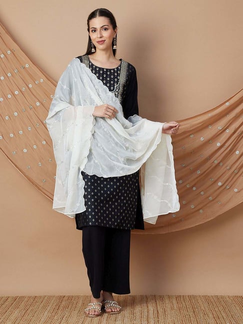 Melange by Lifestyle White Embroidered Dupatta-picture-23