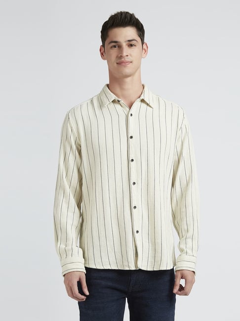 Pepe Jeans White Cotton Regular Fit Striped Shirt-picture-24