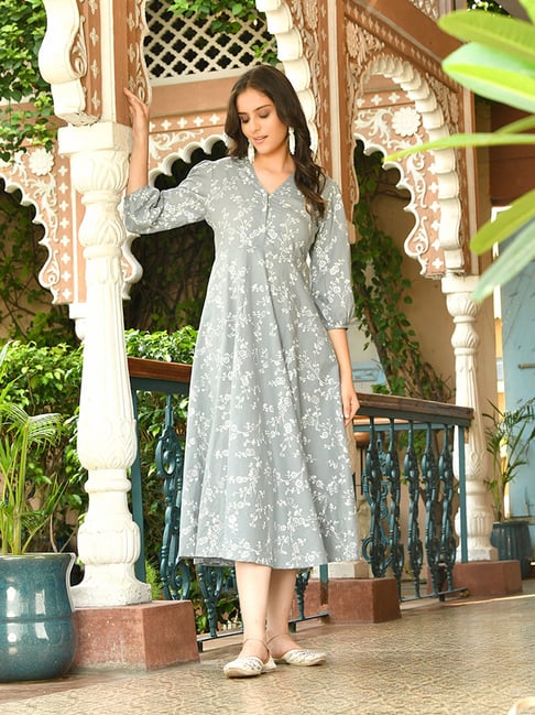 sachin and babi light blue dress Elegant Mature Bridal Dresses Getting Married At 50 What To Wear Casual  Wedding Dress Ideas Wedding main image 1