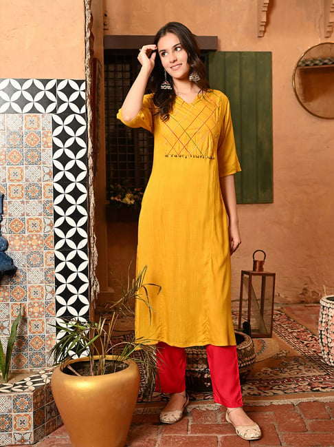 DECKEDUP Yellow Relaxed Fit Kurta With Pants & Dupatta