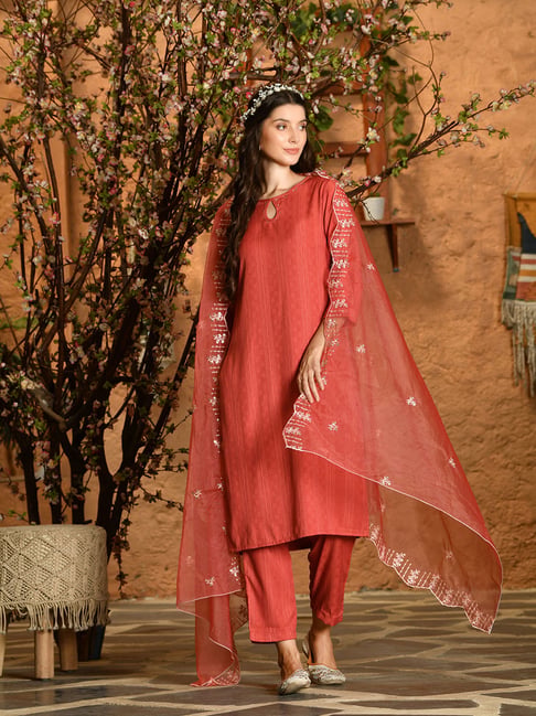 DECKEDUP Peach Relaxed Fit Kurta With Pants & Dupatta