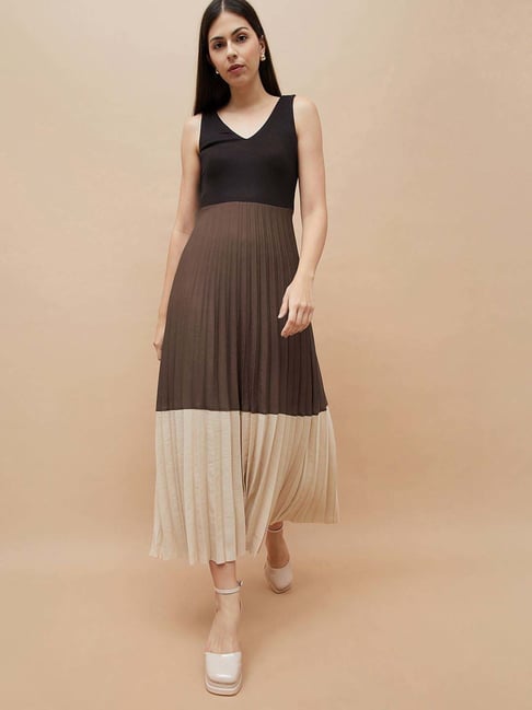 chinese dress ladies FLUTTER SLEEVE DRAPED DETAIL MERMAID MAXI DRESS (BLACK)