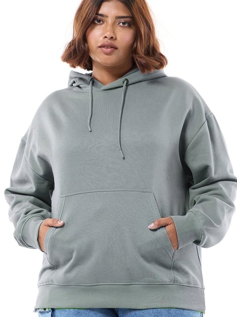 Bewakoof Grey Solid Oversized Plus Size Hoodie