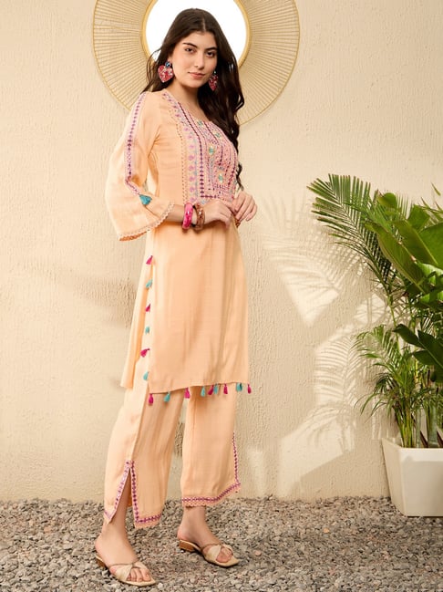 Vaamsi Peach Viscose Regular Fit Embroidered Suit Sets