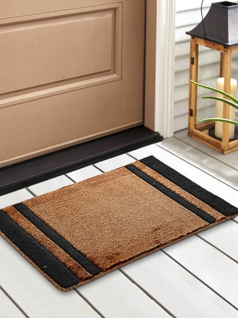 Saral Home Beige Polyester Geometric Door Mat