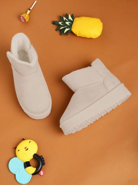 Truffle Collection Kids Beige Casual Boots