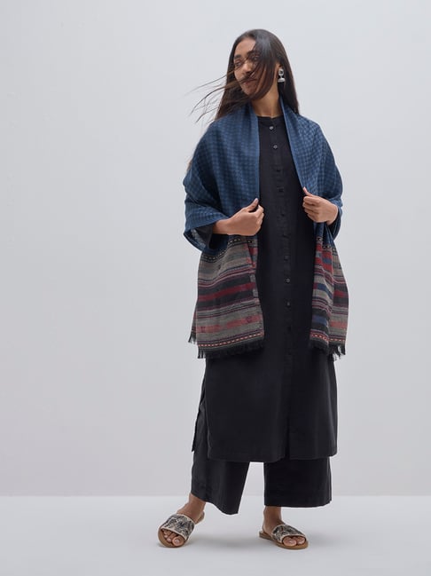Utsa by Westside Blue Houndstooth Patterned Stole