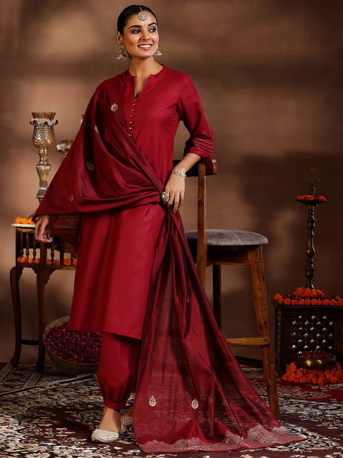 Libas Maroon Cotton Blend Regular Fit Kurta Sets