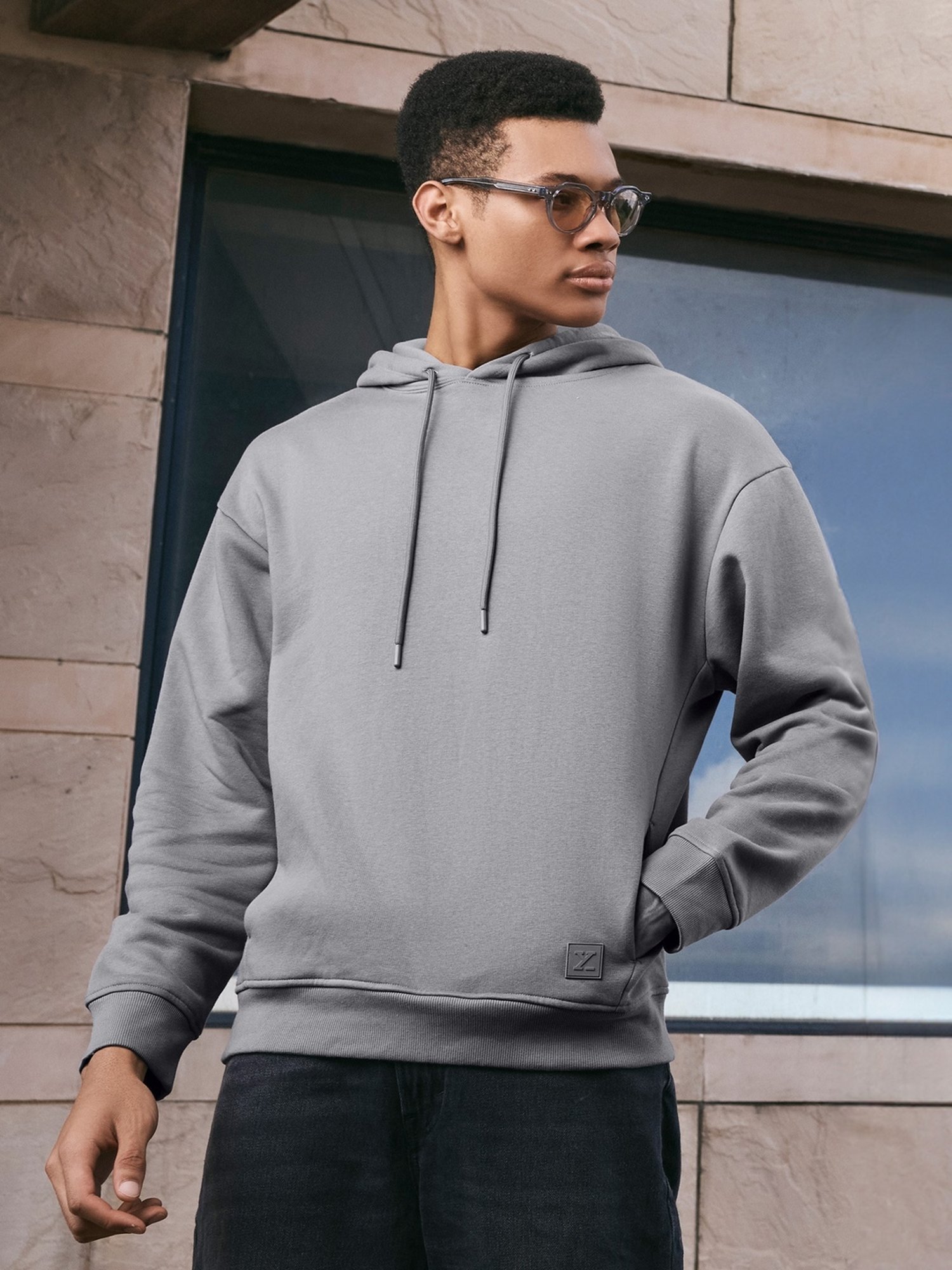 MP000000024482489_1348Wx2000H_