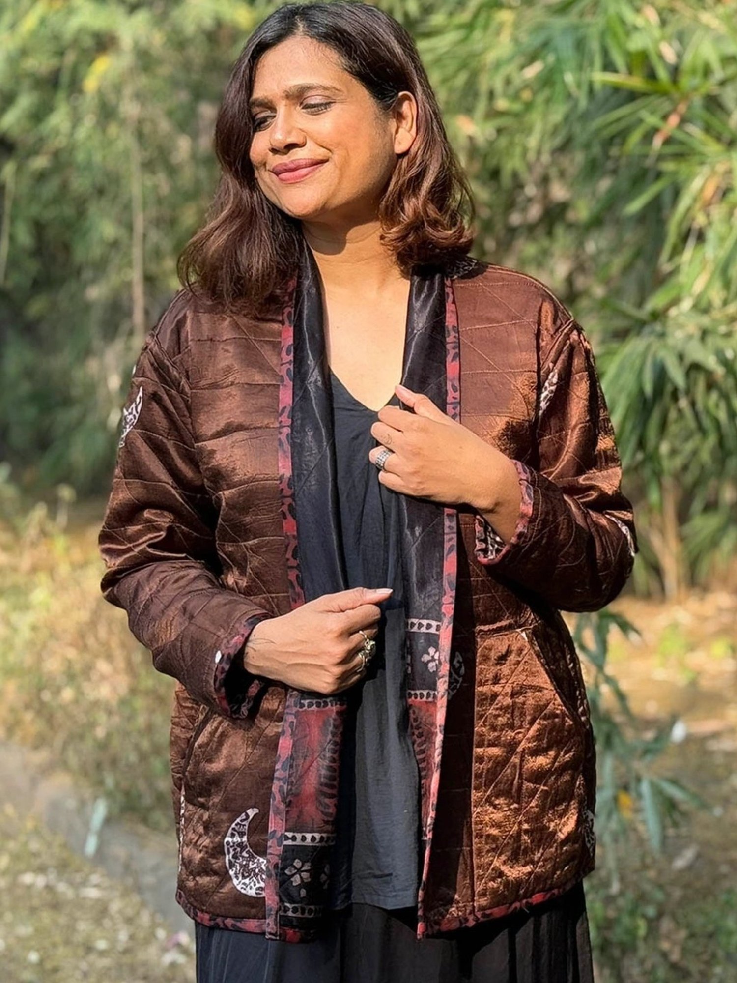 Buy Chidiyaa Willow Wrap Mashru Silk Reversible Jacket Online
