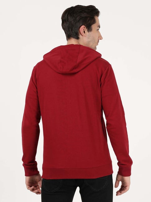 Buy Lee Red Cotton Slim Fit Hooded Sweatshirt for Mens Online