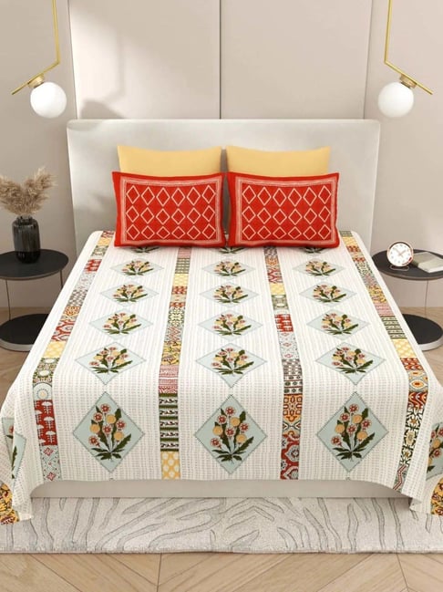 Living Roots Red 300 TC Cotton King Bedsheet with 2 Pillow Covers-picture-12