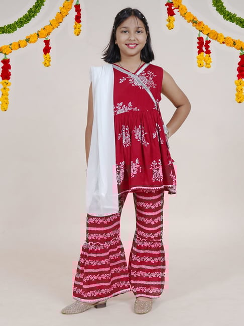 Kiddopanti Maroon Cotton Regular Printed Suit Sets-picture-32
