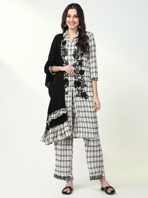 SHOWOFF Off White & Black Checks Kurta With Pants & Dupatta
