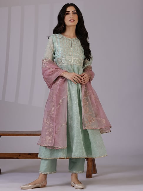 W Green Polyester Embellished 3/4th Sleeves Kurta Set