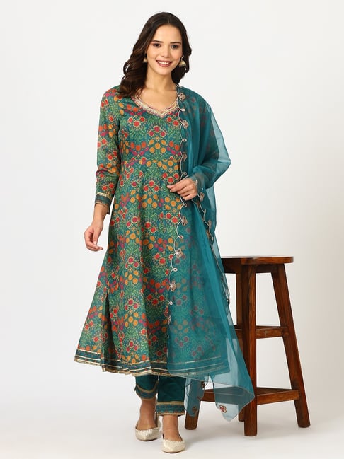 W Blue Polyester Embroidered 3/4th Sleeves Kurta Set