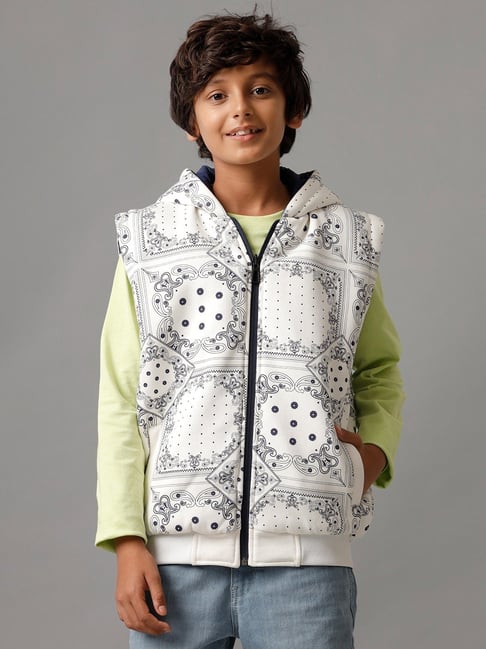 Under Fourteen Only Boys White Cotton Printed Jacket-picture-31