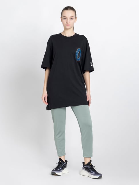 Buy adidas White Regular Printed T-Shirt for Women Online @ Tata CLiQ