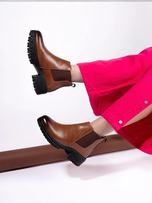 Hydes N Hues Women's Tan Chelsea Boots-picture-44